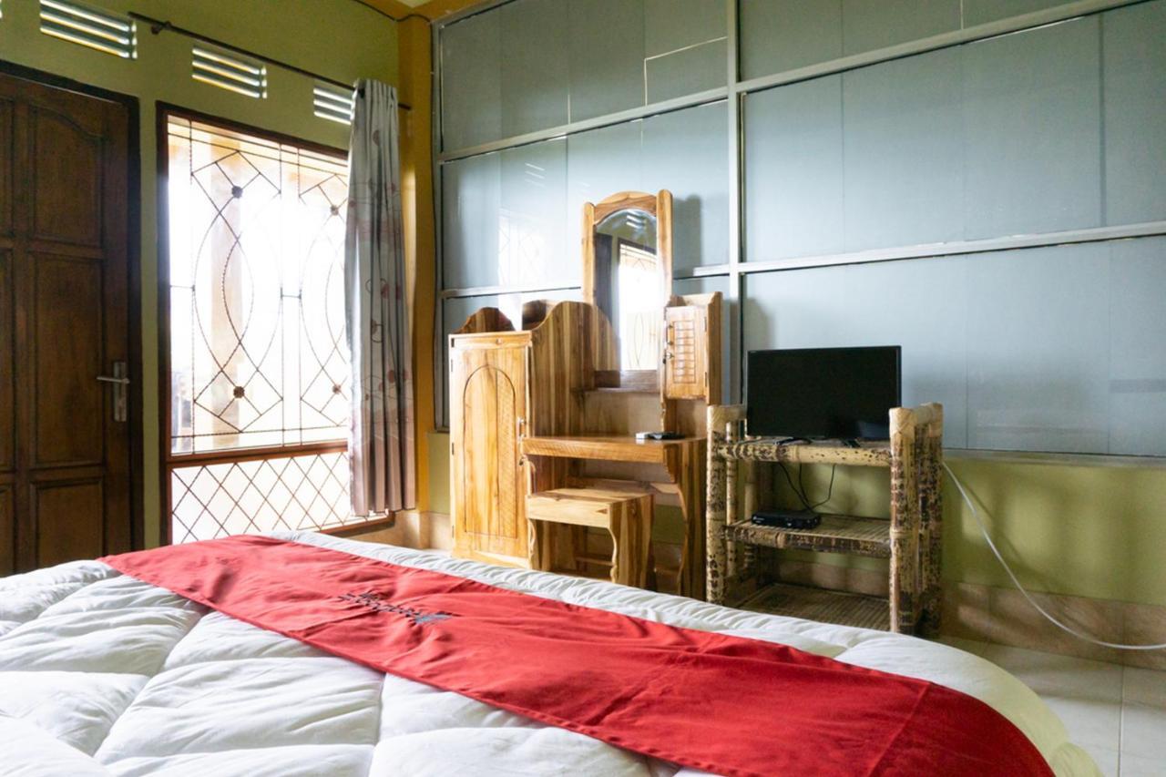 Hotel Reddoorz Near Senaru Rinjani Exterior foto